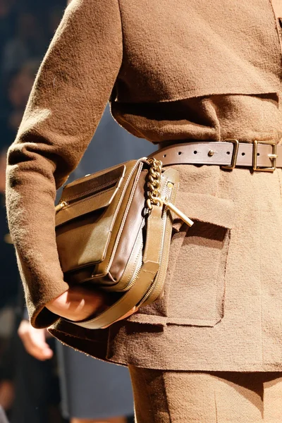 Look 91